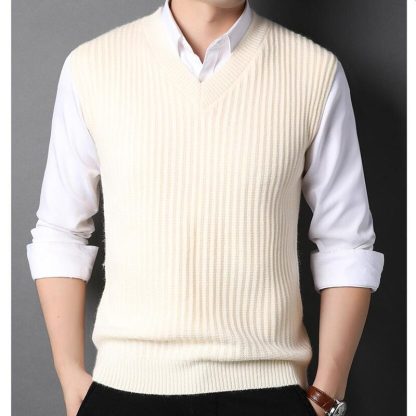 Stylish Men’s Sweater Vest - Image 3