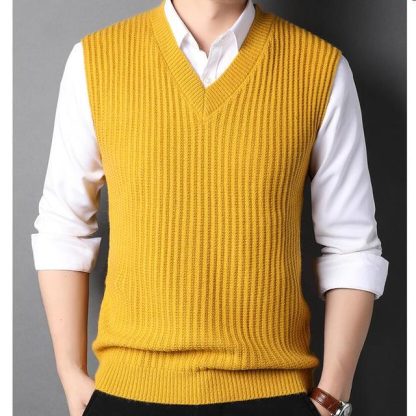 Stylish Men’s Sweater Vest - Image 5