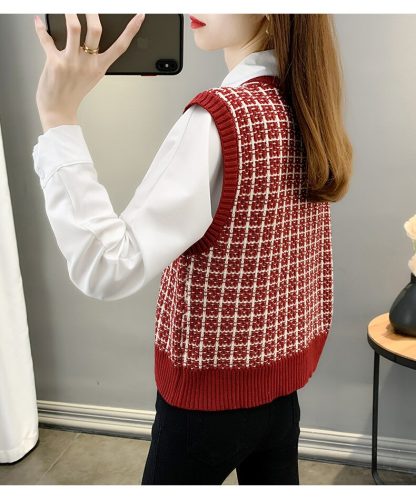 V-neck Plaid Sweater Vest - Image 5
