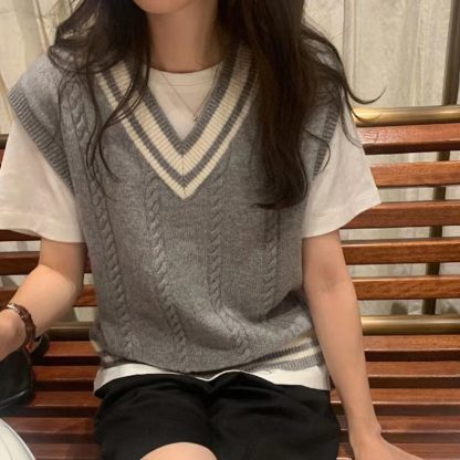 Preppy Style Ribbed Sweater - Image 2