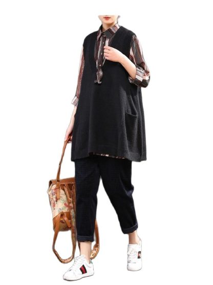 Loose Knitted V-Neck Vest - Image 3