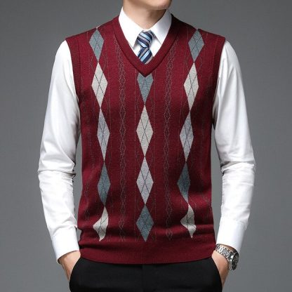 Trendy Argyle Sleeveless Vest - Image 6