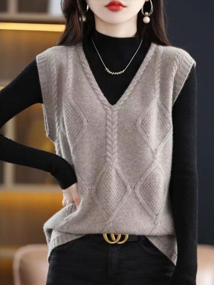 Sweater Vest with Outstanding Design - Image 2