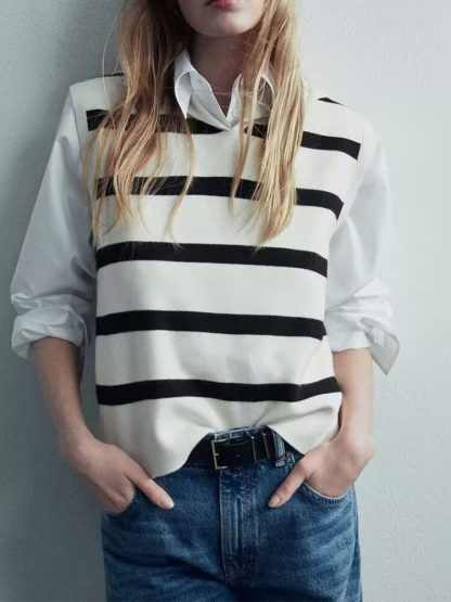 Lapel Collar Knitted Vest - Image 2