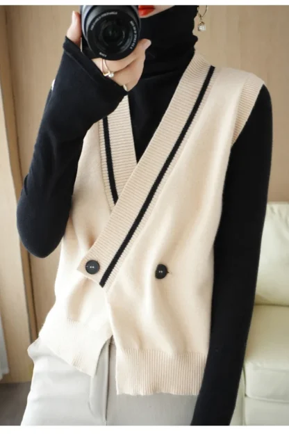Beautiful V-neck Vest - Image 7