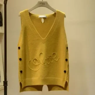 Loose Sleeveless Sweater Top