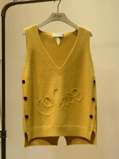 Loose Sleeveless Sweater Top - Image 8
