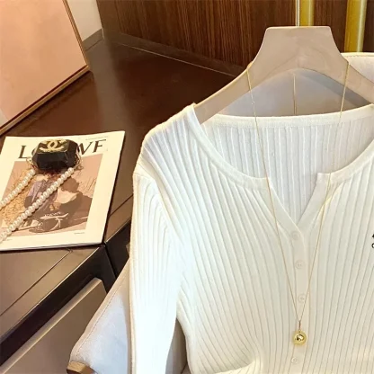 Trendy Streetwear Knitted Top - Image 4